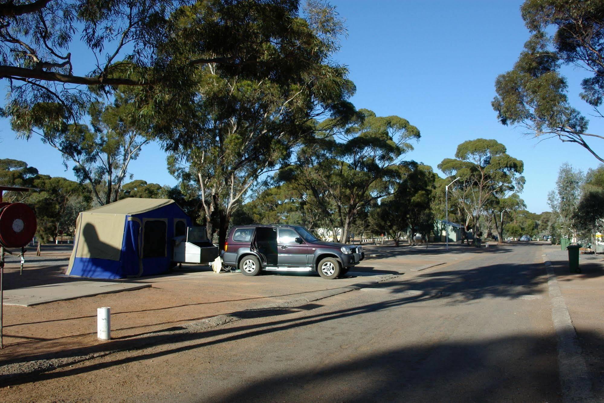 Acclaim Gateway Caravan Park Dundas Exterior foto